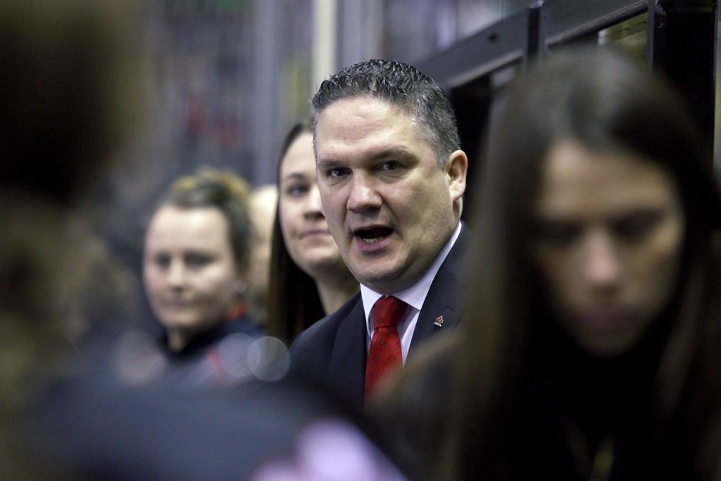 Hockey féminin: Troy Ryan dirigera l'équipe canadienne jusqu'en 2026