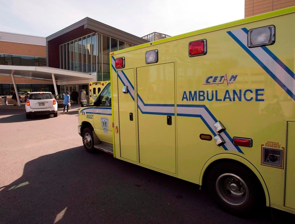 Un bébé de cinq mois dans sa poussette a été blessé gravement à Sherbrooke