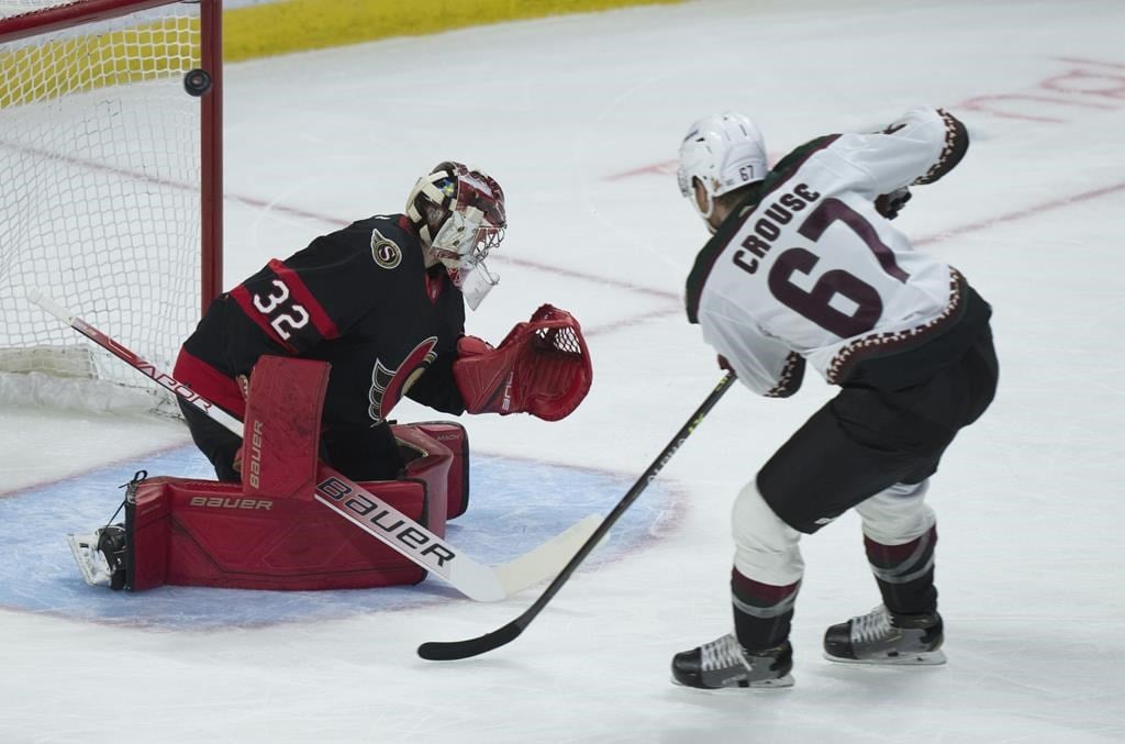 Les Coyotes accordent un contrat de cinq saisons à Lawson Crouse