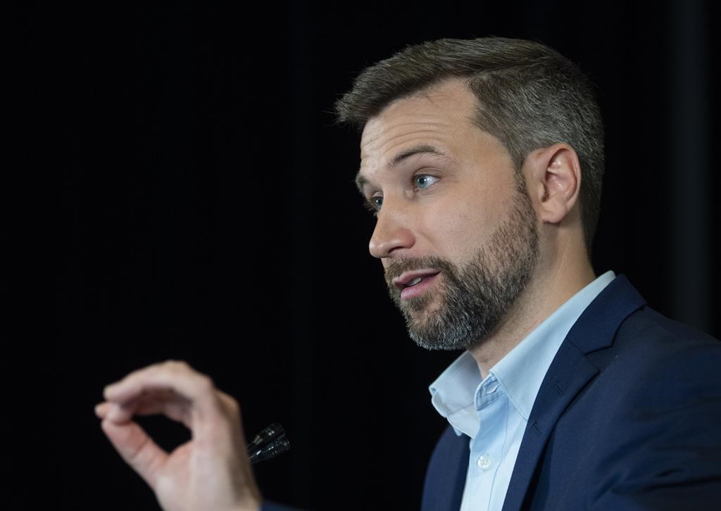 QS propose une Prestation poupons aux parents orphelins de place en garderie