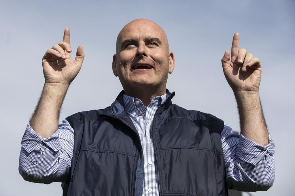 L'ancien chef libéral de l'Ontario Steven Del Duca brigue la mairie de Vaughan