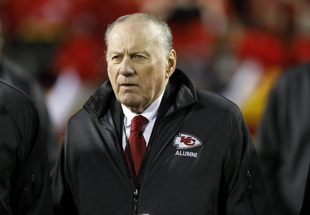 L'ex-Chief et membre du Temple de la renommée Len Dawson est décédé