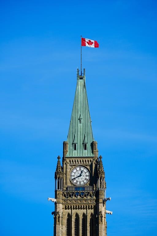 Ottawa écarte une exemption «générale» au bilinguisme pour des Autochtones