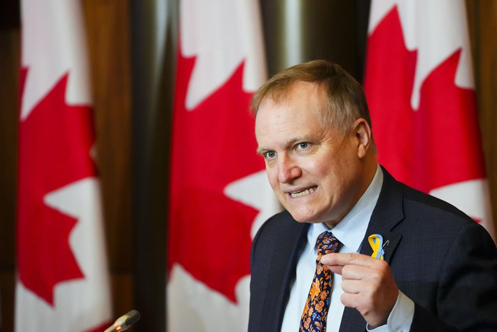 Le député fédéral Peter Julian demande des réponses à Hockey Canada