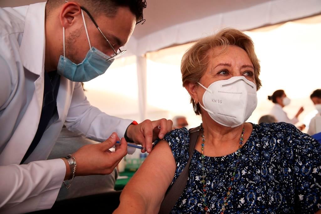 COVID-19: début lundi auprès d'aînés d'une autre campagne de vaccination