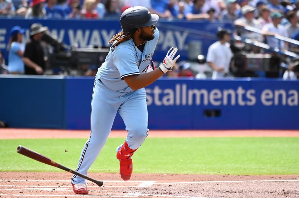 Un circuit de Hernandez permet aux Blue Jays de s'imposer contre les Guardians