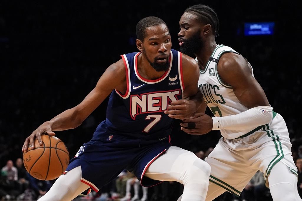 Durant se réconcilie avec les Nets, qui ne tenteront plus de l'échanger