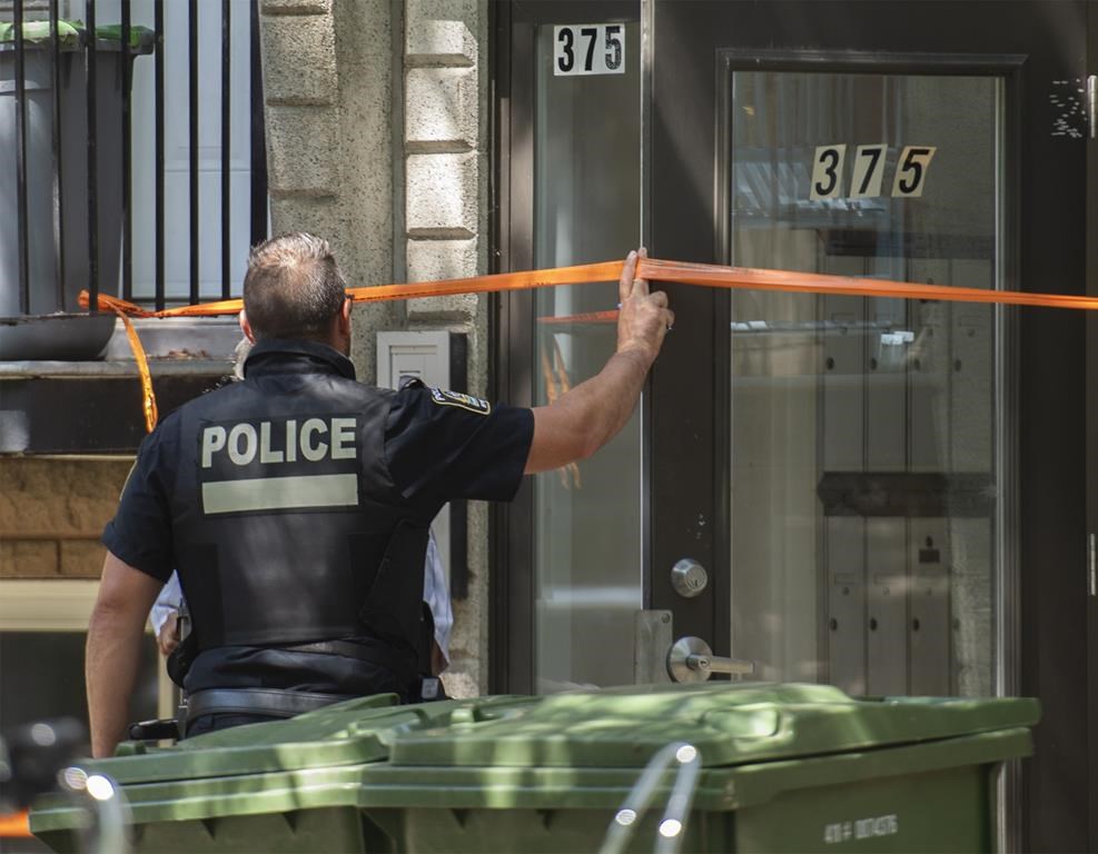 Un homme meurt poussé dans un escalier d'un immeuble résidentiel à Montréal