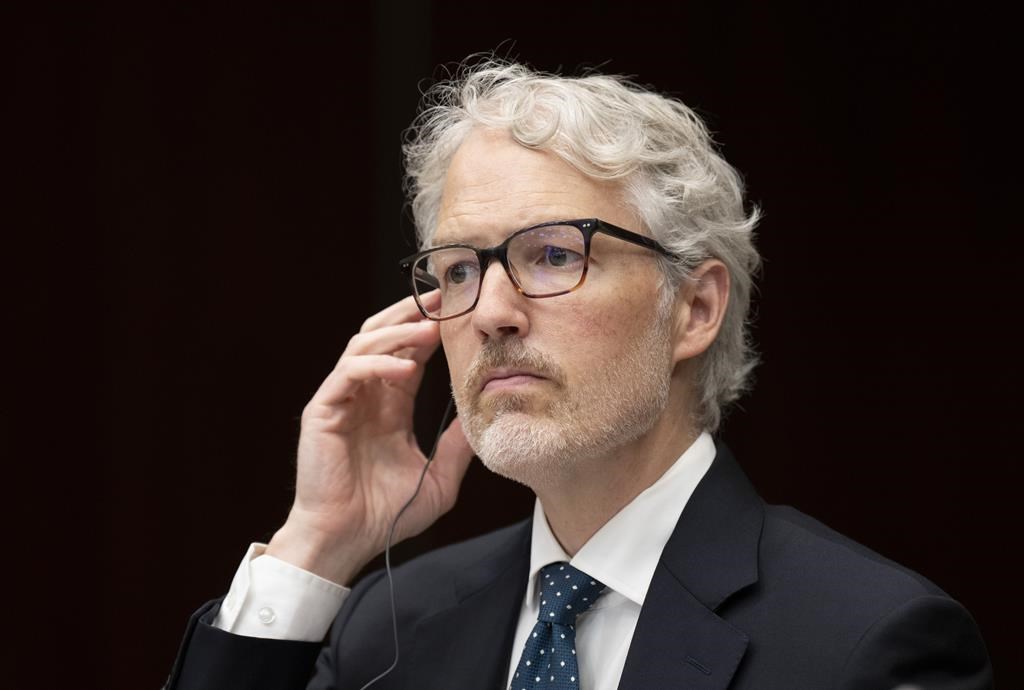 Logiciels espions: le commissaire à la vie privée veut des évaluations d'impacts