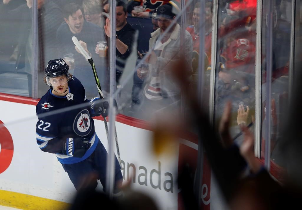 Les Jets accordent un contrat de trois saisons à l'attaquant Mason Appleton