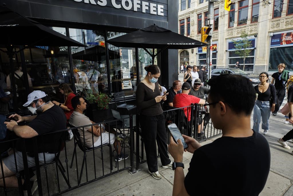 Après la panne, Rogers dépensera 261 millions $ pour diviser les réseaux