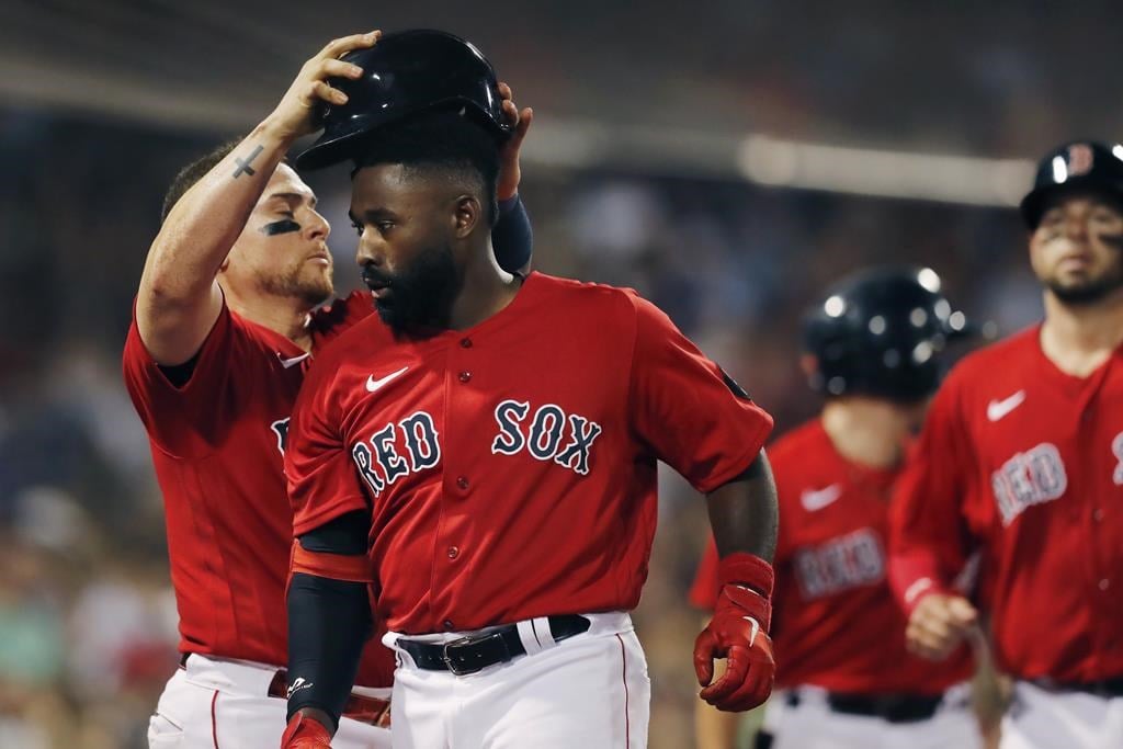 MLB: les Red Sox de Boston libèrent le voltigeur Jackie Bradley fils