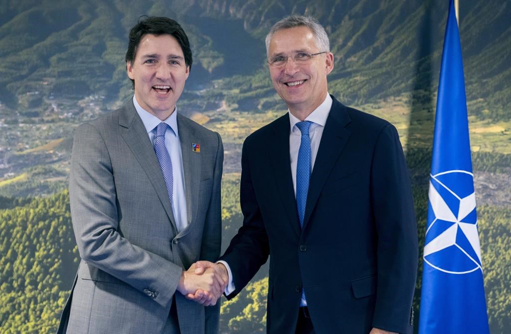Stoltenberg visitera une installation militaire dans le Nord canadien