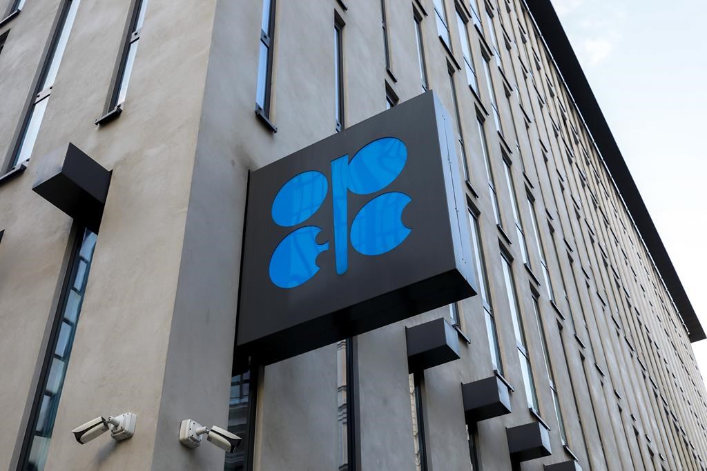 L'OPEP+ s'apprête à ralentir la croissance de sa production de pétrole