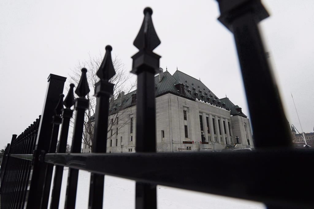 Un avocat de T.-N.-L. accusé de crimes à caractère sexuel a tenté de demeurer anonyme