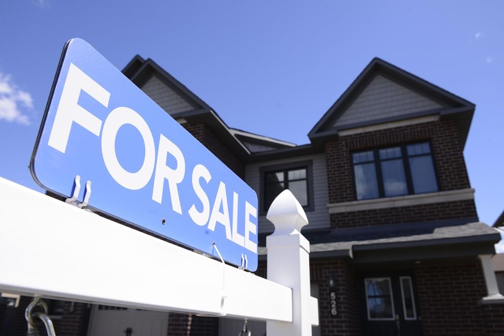 À l'approche de l'activité de l'automne, le marché immobilier canadien se refroidit