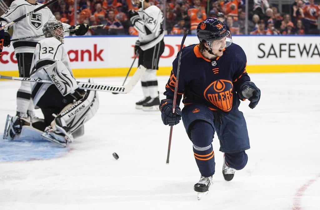 Les Oilers prolongent de 2 ans le contrat de l'attaquant Kailer Yamamoto