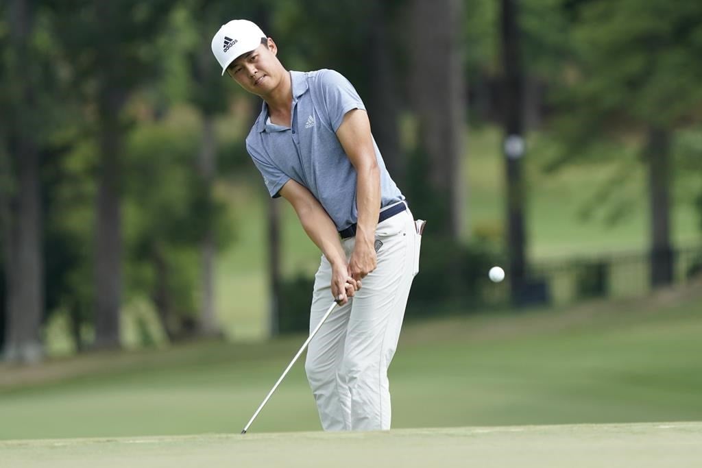 La météo vient compliquer l'existence des golfeurs au Championnat Wyndham