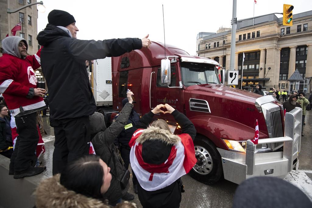 Tensions à Ottawa autour d'un groupe soupçonné d'être lié au convoi
