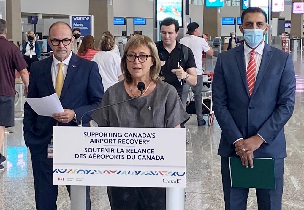 Une députée libérale dit qu'Ottawa a sous-estimé le désir des Canadiens de voyager