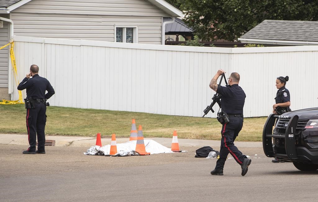 Un homme a été arrêté après des attaques aléatoires à Edmonton