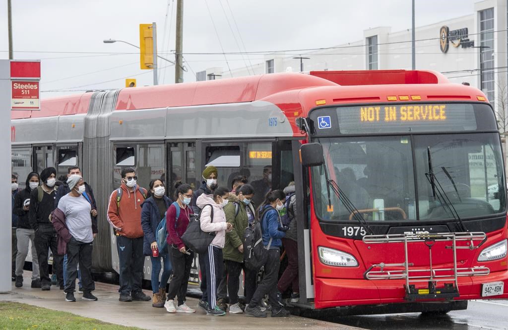 Des milliards de plus pour les infrastructures de transport public à cause du climat