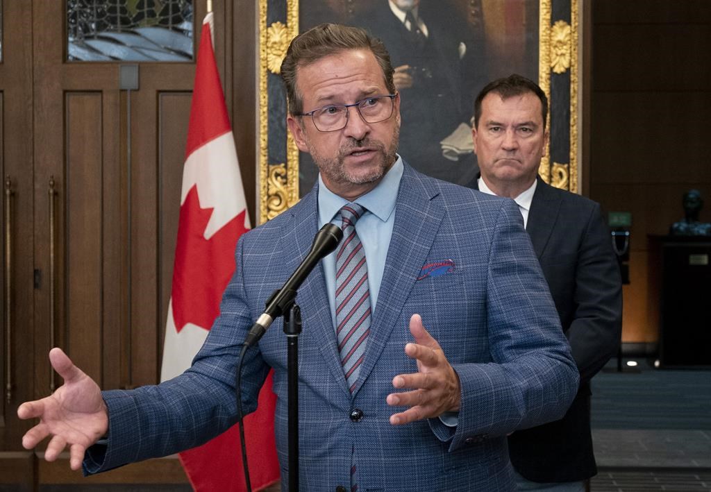 Le Bloc veut scinder le projet de loi sur les soins dentaires et l'aide au logement