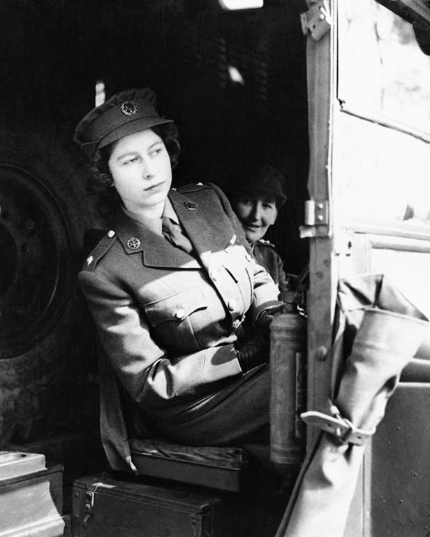 La reine a discrètement fait avancer la cause féministe, selon des spécialistes