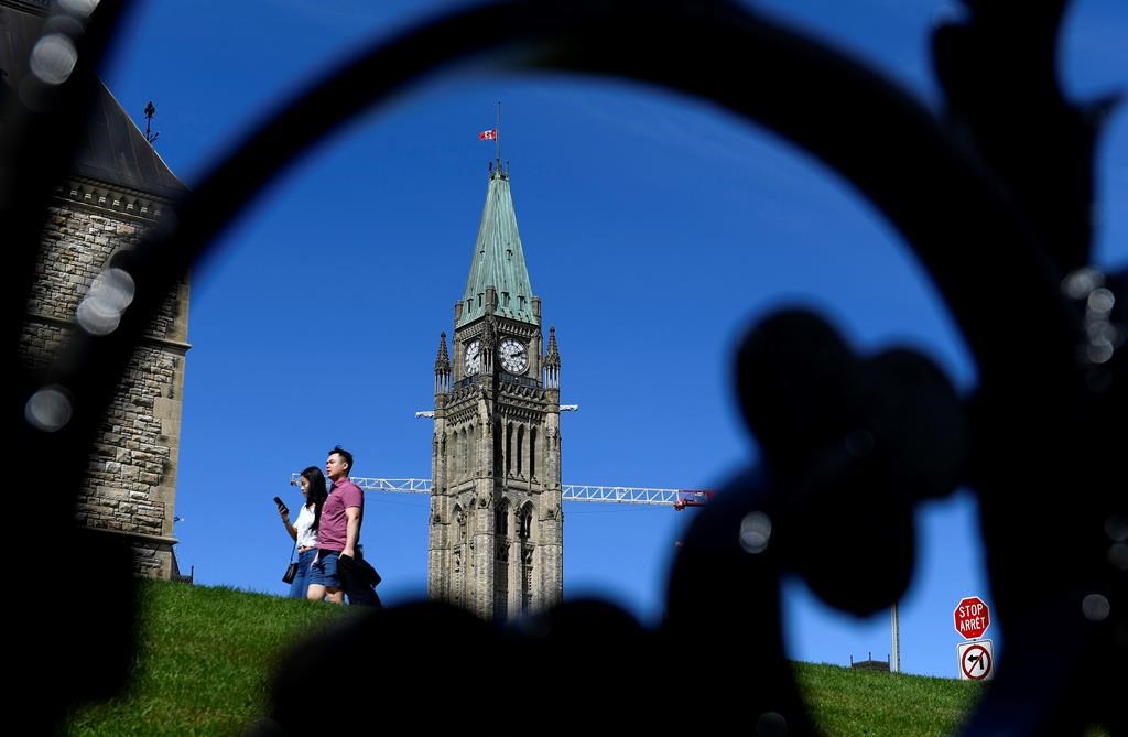 Réforme de l'assurance-emploi: le Bloc et le NPD accusent Ottawa de renier sa parole