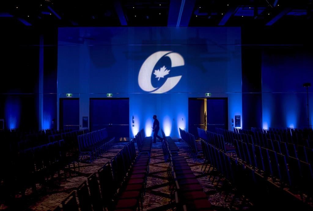 Les conservateurs revoient leur rassemblement de samedi, par respect pour la reine