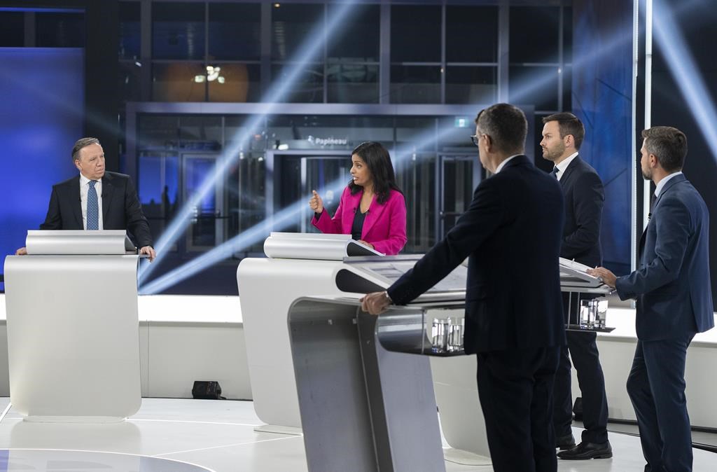 Les Québécois se rendent aux urnes pour les élections générales
