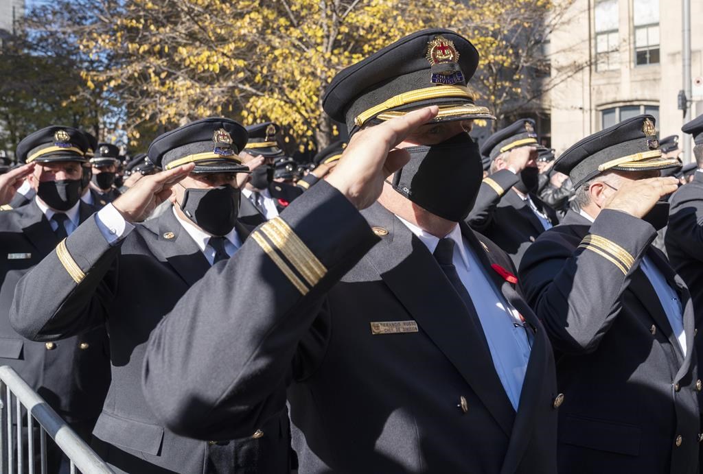 27 pompiers et 1 citoyen ont été décorés pour leur bravoure et leur altruisme