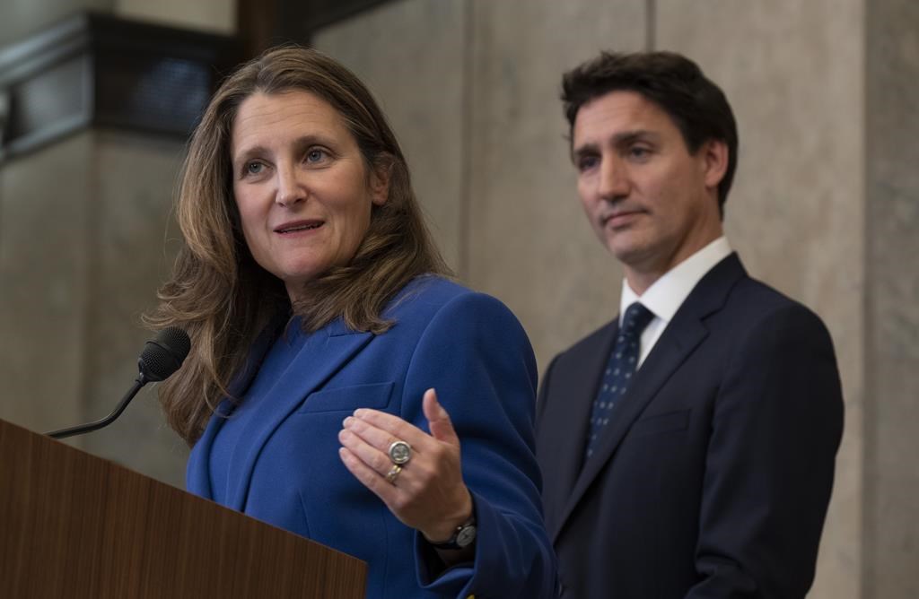 Ottawa affiche un surplus de 3,9 milliards $ pour la période d'avril à août