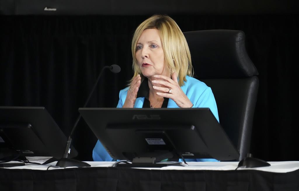 Le chef de police d'Ottawa aurait dit que le «convoi» partirait le lundi