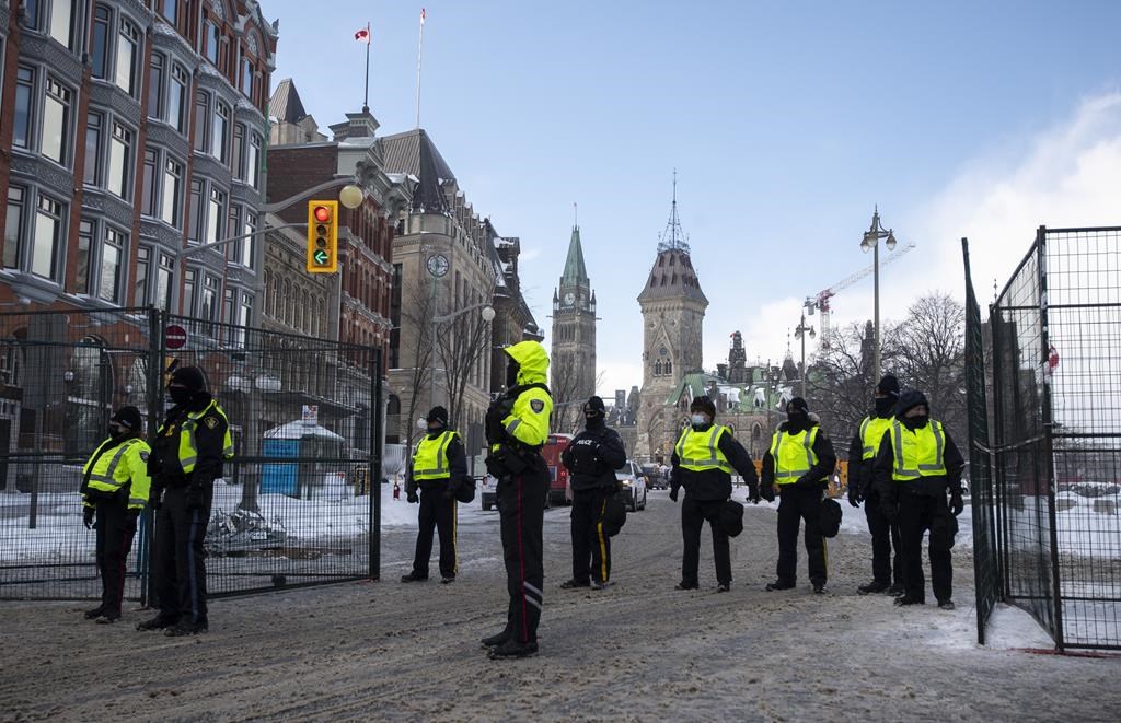 Le maire d'Ottawa Jim Watson témoignera devant la Commission sur l'état d'urgence