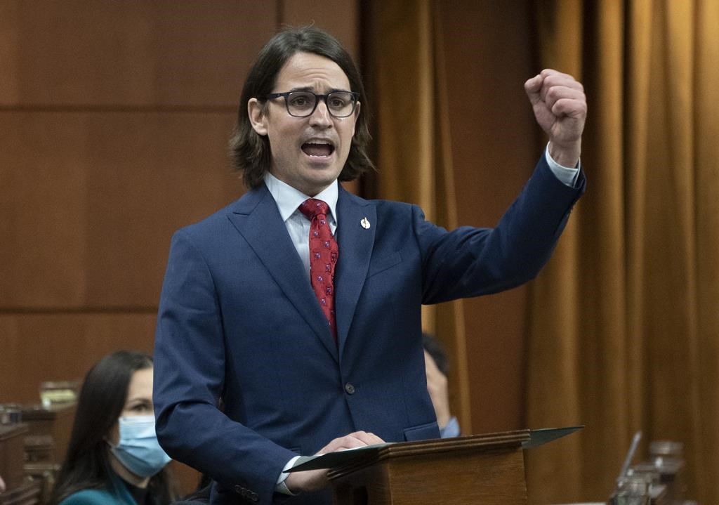 Des Québécois sont «oubliés» dans le projet de loi C-31, croit le Bloc