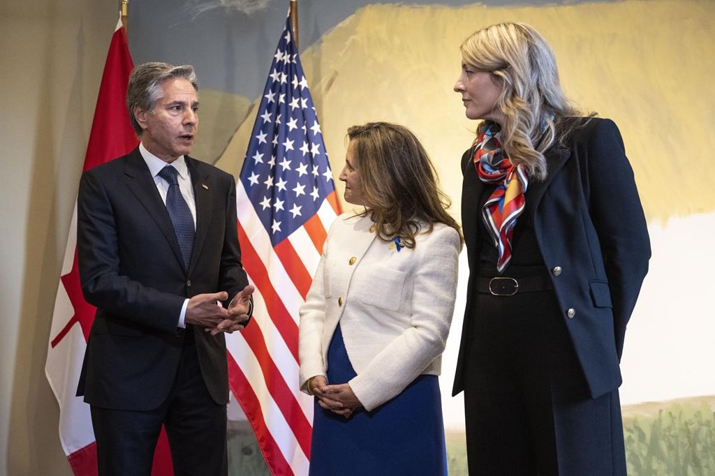 Chrystia Freeland et Kim Campbell signent une lettre en appui aux femmes iraniennes