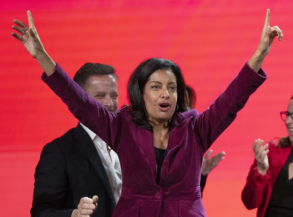 Les libéraux poussent un soupir de soulagement et conservent l'opposition officielle