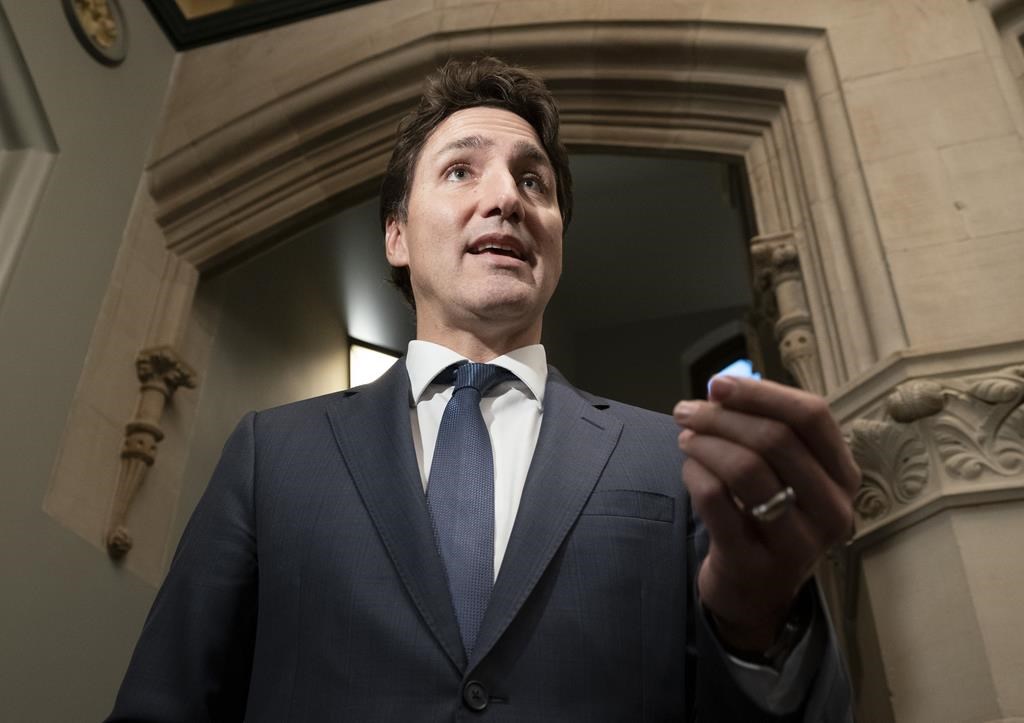 Les gouvernements n'ont pas toujours oeuvré de concert sur le convoi, admet Trudeau