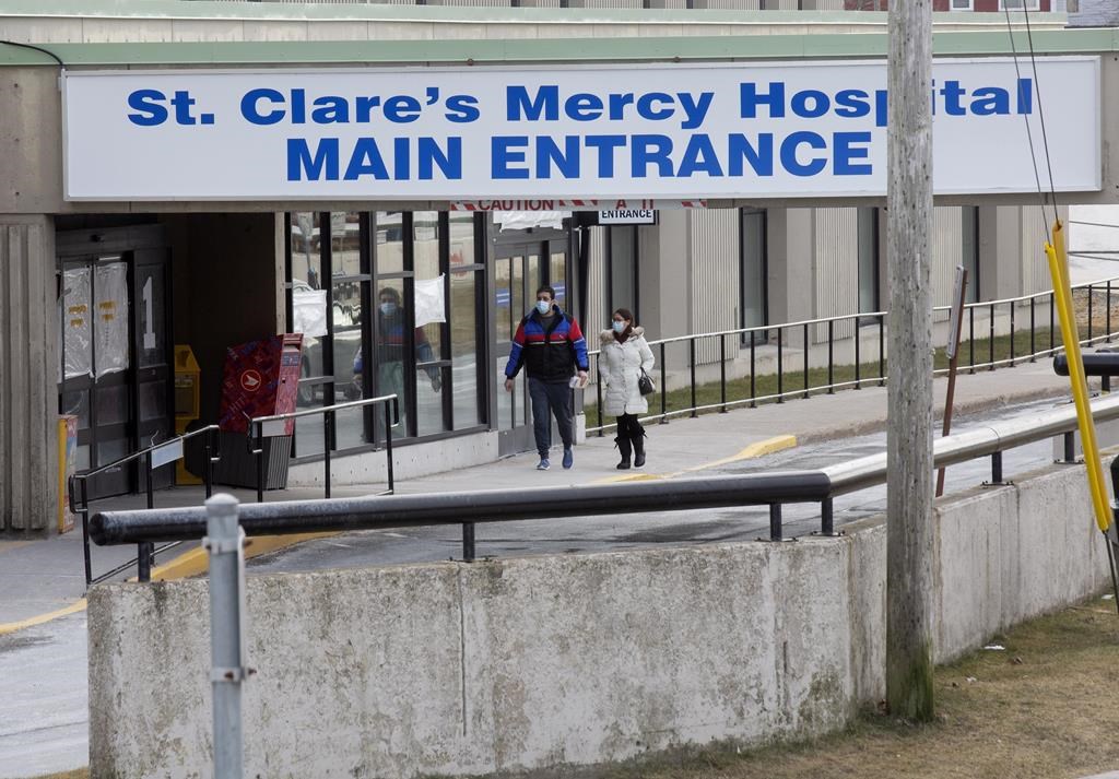 Terre-Neuve: 100 000 $ aux médecins expatriés pour qu'ils reviennent dans la province