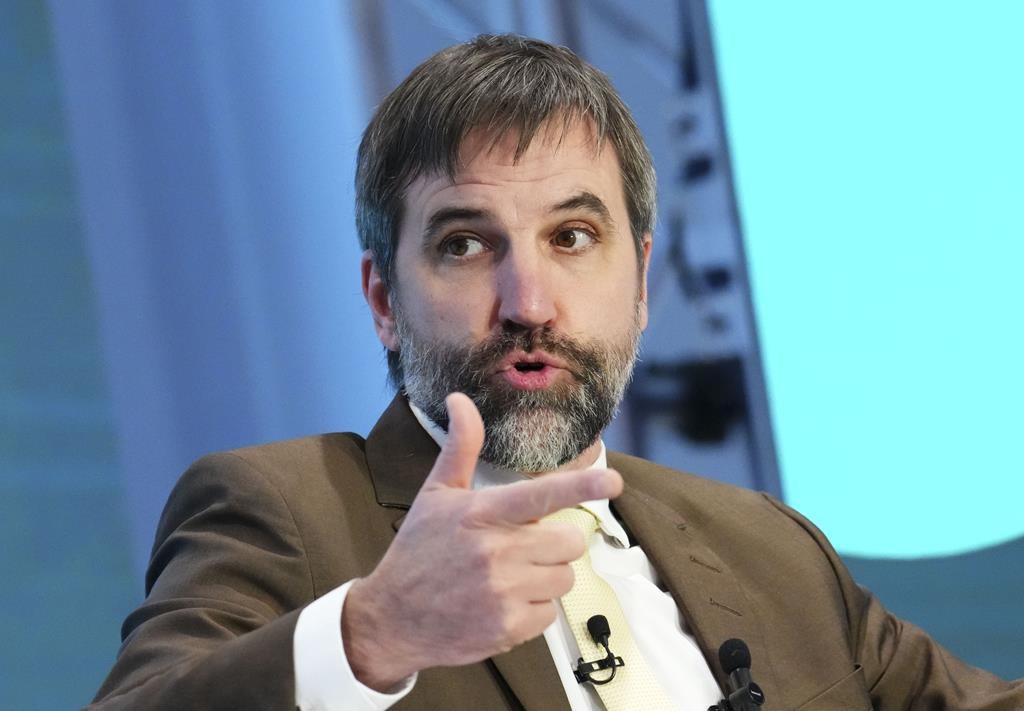 Le 3e lien «incompatible» avec la lutte aux changements climatiques, dit Guilbeault