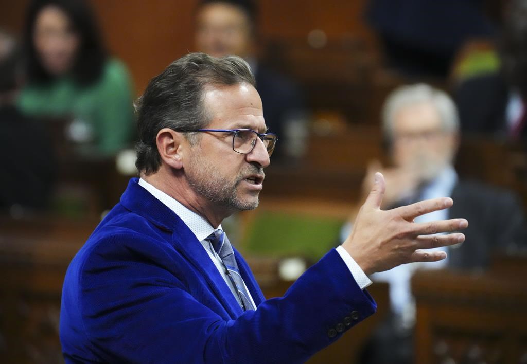 Serment à la monarchie non sincère: Blanchet peut siéger, tranche le président Rota