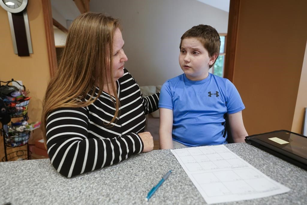 Alerte: 300 000 Québécois éligibles à l'école en anglais dit Statistique Canada