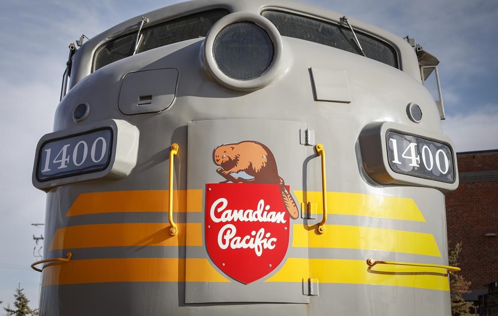 Le Train des Fêtes illuminé du Canadien Pacifique visitera Montréal samedi soir