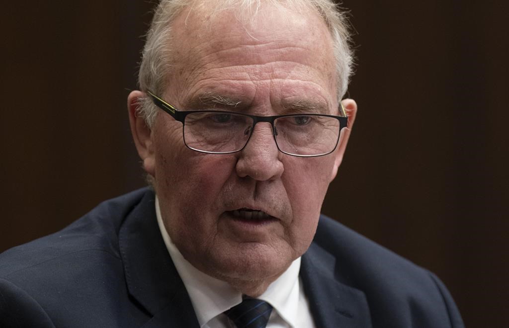 Bill Blair maintient qu'il ne s'est pas ingéré dans l'enquête de la GRC sur la tuerie