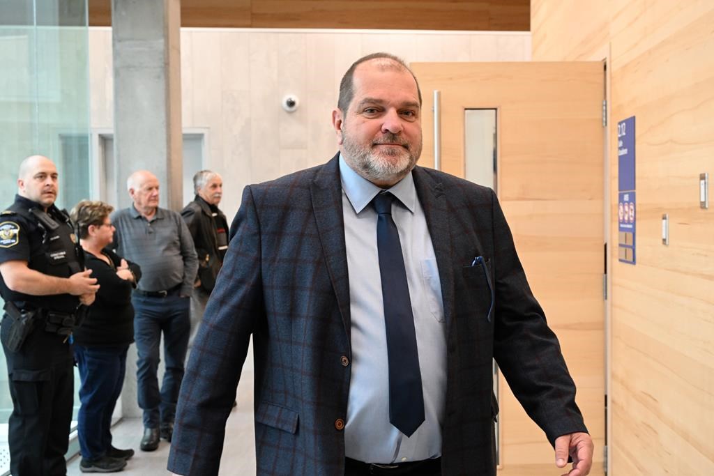 La preuve est close au procès de Harold LeBel: le jury délibérera à compter de lundi