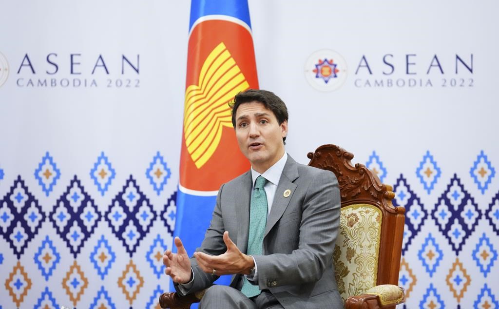 Trudeau promet 1 millions $ pour le déminage dans le sud-est asiatique