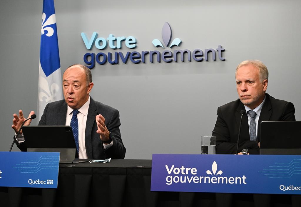 Québec recommande le port du masque pour tous dans les lieux publics achalandés