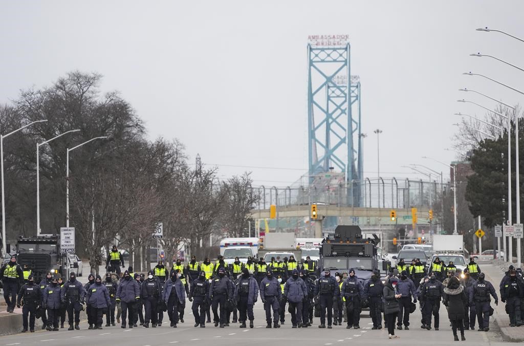 Le maire de Windsor témoignera à la Commission sur l'état d'urgence