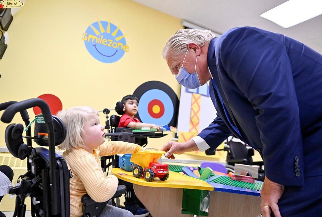 Un hôpital pour enfants d'Ottawa ouvre une deuxième unité de soins intensifs